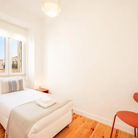 Guestready - Captain's 1e Near Alfama Lissabon